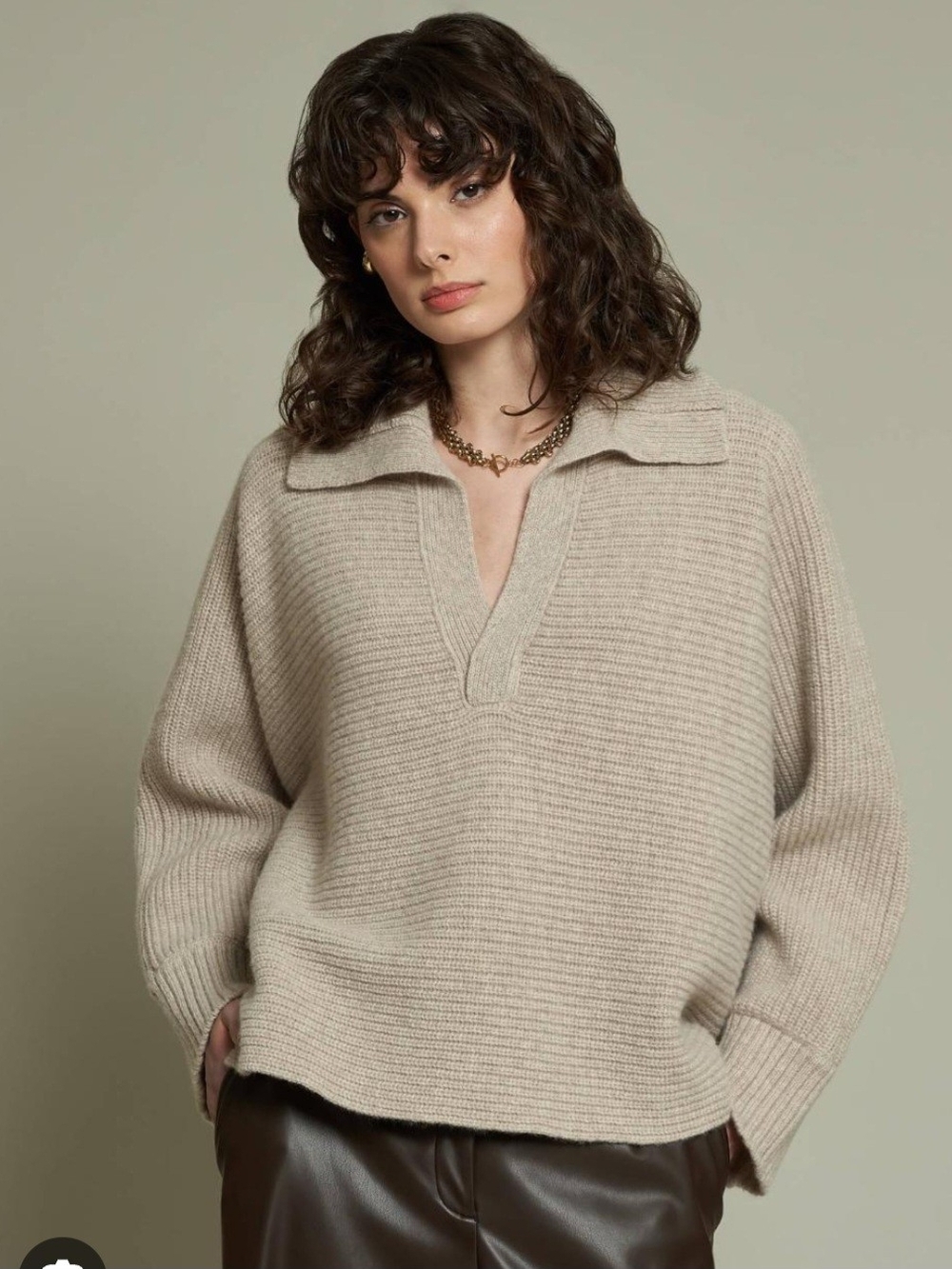 Promesa Women's Beige Ribbed V-Neck Polo Sweater Size Medium NWT